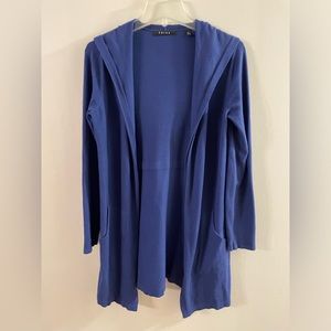 Cyrus Hooded Sweater Size Medium.